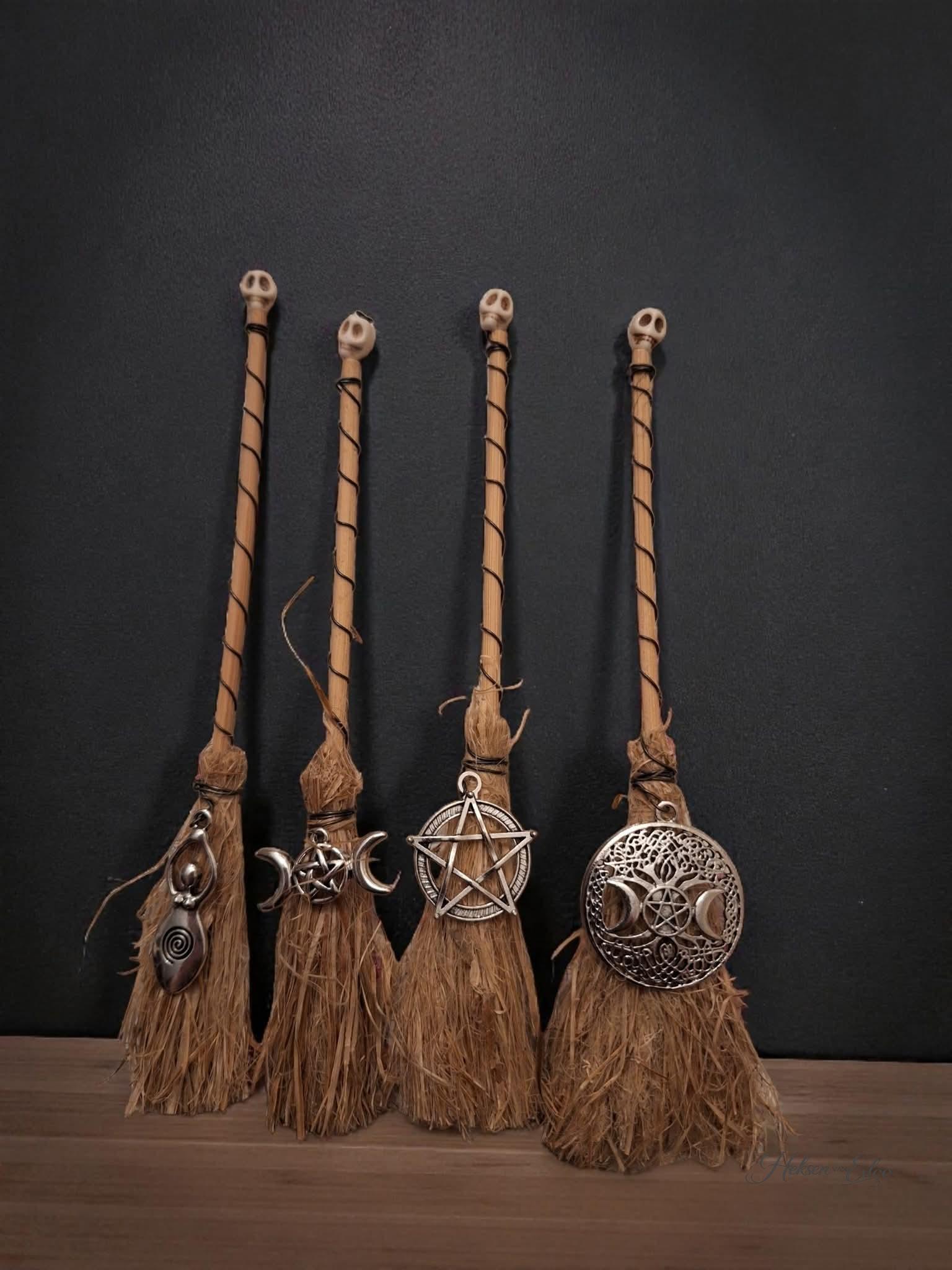 Altaarbezempje - Moeder Godin - Afbeelding 6